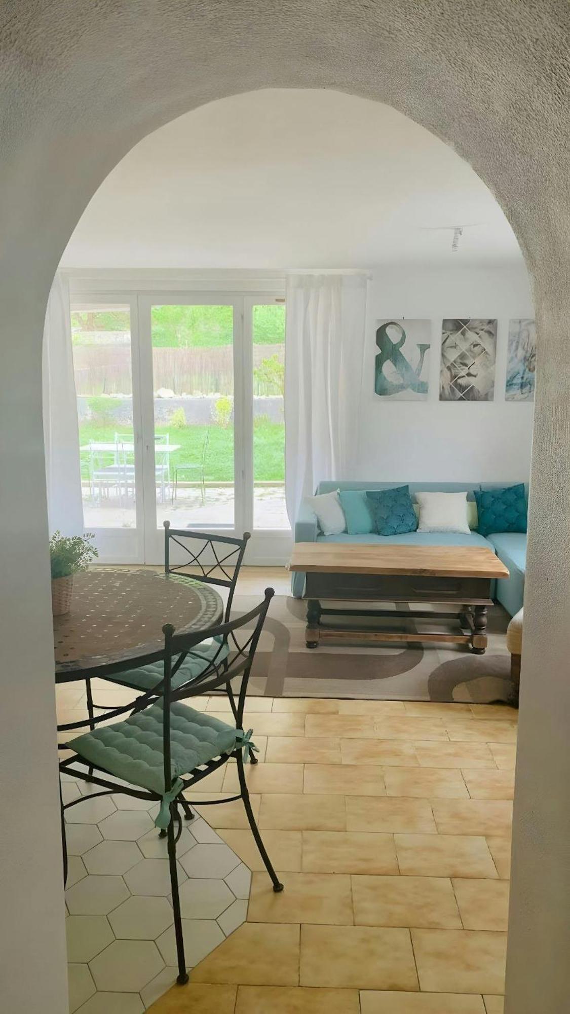 Le Coccoon Ain Apartman Virignin Kültér fotó